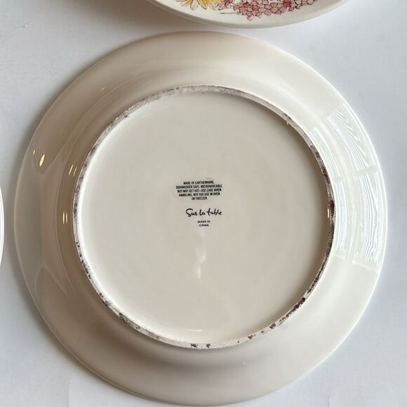 Sur La Table Bunny Rabbit Plates Set Of 6 Easter Holiday Plates 8.75” - Picture 5 of 8